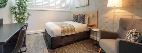 Fitzroy Motel - Accommodation Sunshine Coast 1