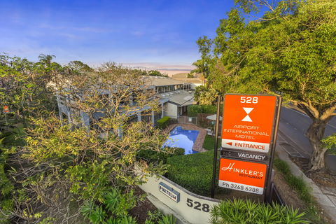 The Airport International Motel - Accommodation Sunshine Coast 0