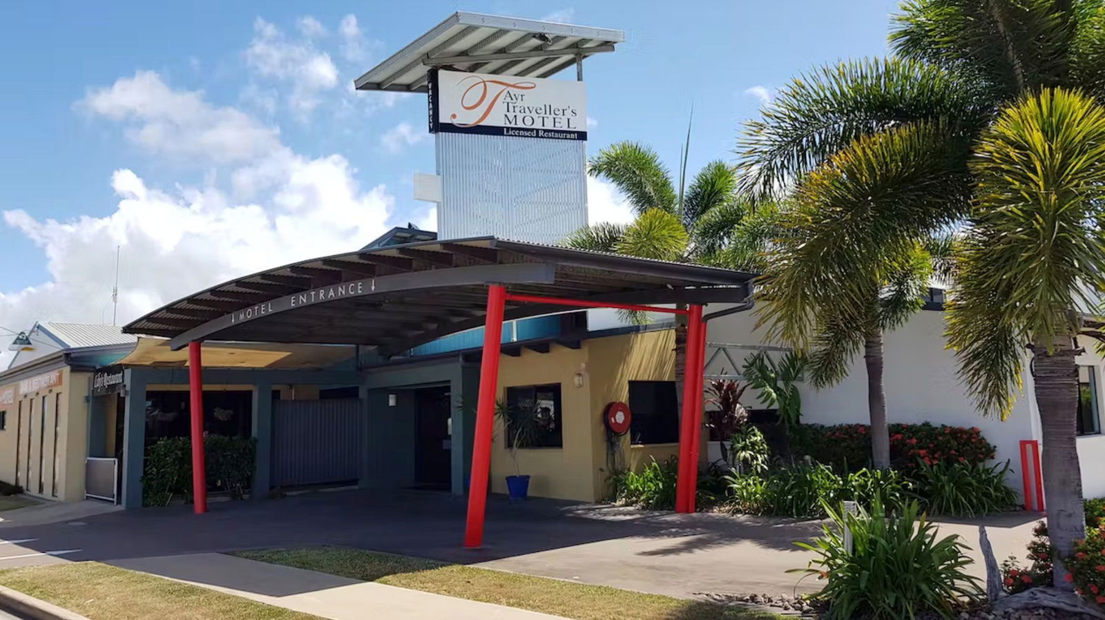 Airville QLD Accommodation Sunshine Coast