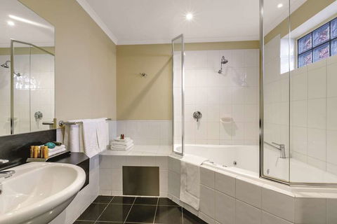 Lake Inn Ballarat - Accommodation Sunshine Coast 16