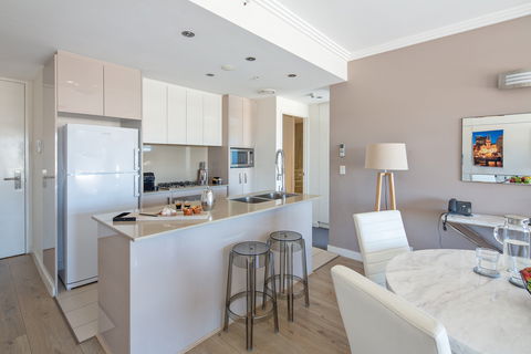 Zara Tower Serviced Apartments - Accommodation Sunshine Coast 11