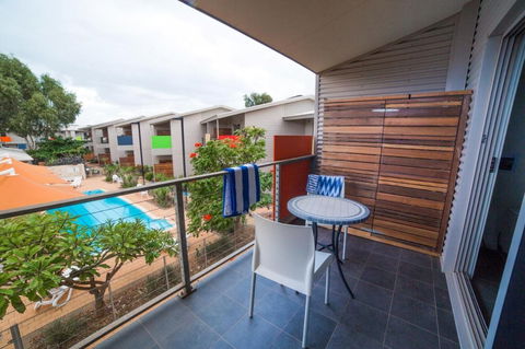 Onslow Beach Resort - Accommodation Sunshine Coast 12