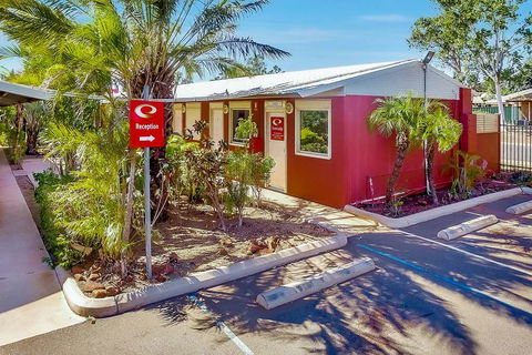 Econo Lodge Karratha - Accommodation Sunshine Coast 3