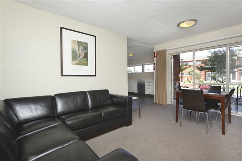 Forrest Hotel & Apartments - Accommodation Sunshine Coast 6