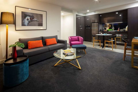 East Hotel - Accommodation Sunshine Coast 8