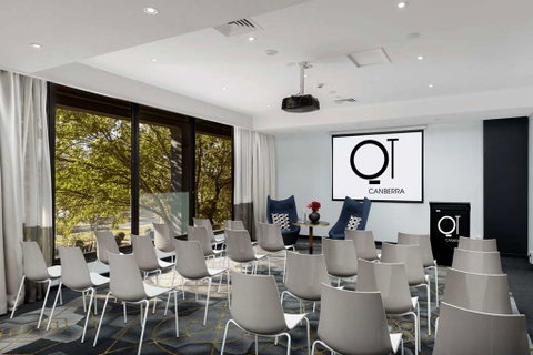 QT Canberra - Accommodation Sunshine Coast 7