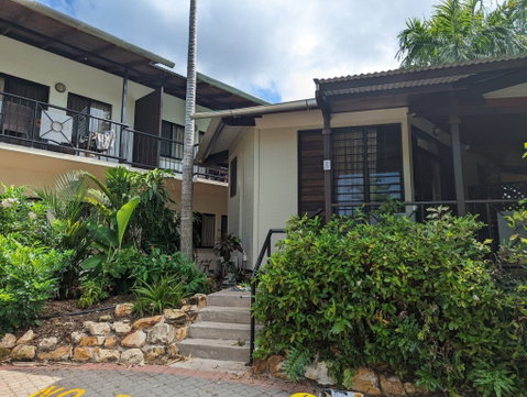 Palms City Resort - Accommodation Sunshine Coast 0