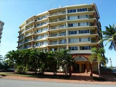 Cullen Bay Resorts - Accommodation Sunshine Coast 8
