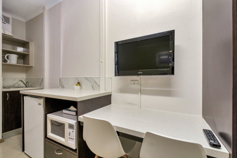 Vitina Studio Motel - Accommodation Sunshine Coast 12