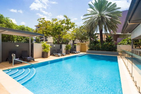 H on Smith Hotel - Accommodation Sunshine Coast 9