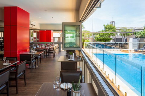 H on Smith Hotel - Accommodation Sunshine Coast 12