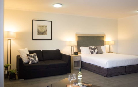 H on Smith Hotel - Accommodation Sunshine Coast 15