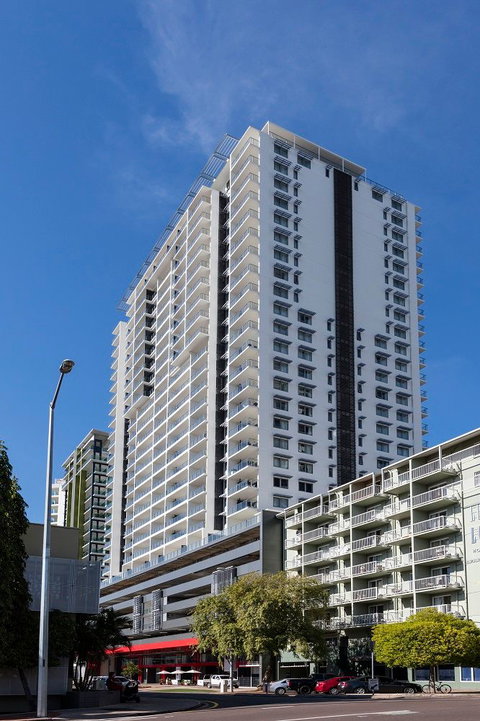 Oaks Elan Darwin - Accommodation Sunshine Coast 0