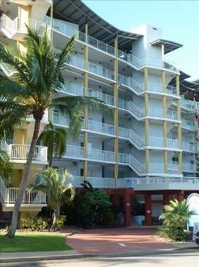 Cullen Bay Resorts - Accommodation Sunshine Coast 11