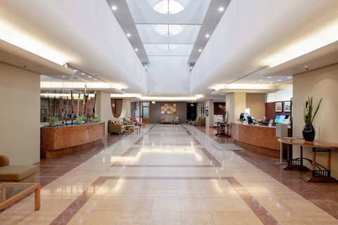 DoubleTree by Hilton Esplanade Darwin - Accommodation Sunshine Coast 2