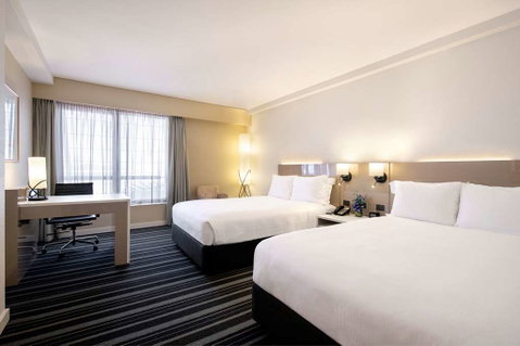 DoubleTree by Hilton Esplanade Darwin - Accommodation Sunshine Coast 3