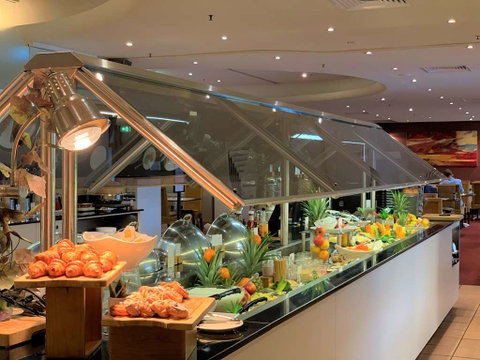 DoubleTree by Hilton Esplanade Darwin - Accommodation Sunshine Coast 13