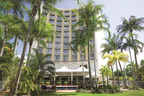 DoubleTree by Hilton Hotel Darwin - Accommodation Sunshine Coast 1