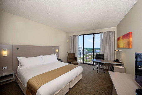 DoubleTree by Hilton Hotel Darwin - Accommodation Sunshine Coast 4