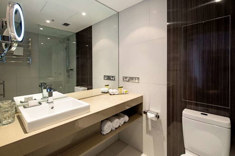 DoubleTree by Hilton Hotel Darwin - Accommodation Sunshine Coast 5