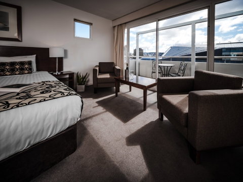 Salamanca Suites - Accommodation Sunshine Coast 1