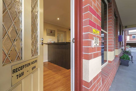 Lake Inn Ballarat - Accommodation Sunshine Coast 2
