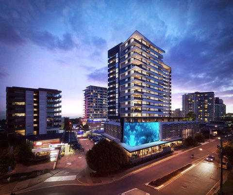 Alcyone Hotel Residences - Accommodation Sunshine Coast 0
