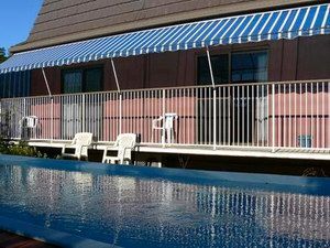 Blue Shades Motel - Accommodation Sunshine Coast 2