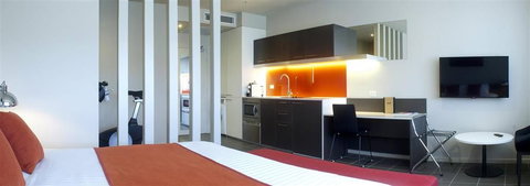Abode Woden - Accommodation Sunshine Coast 1