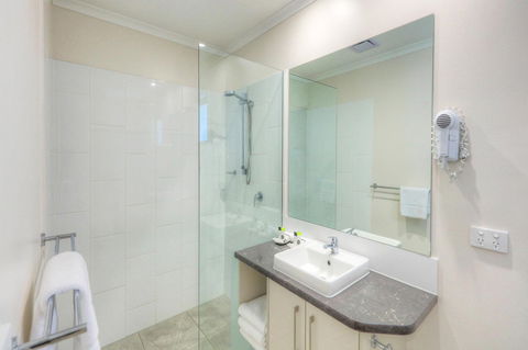 Roma Central Motel - Accommodation Sunshine Coast 1