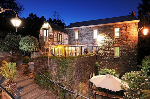 Adeline Bed & Breakfast - Accommodation Sunshine Coast 0