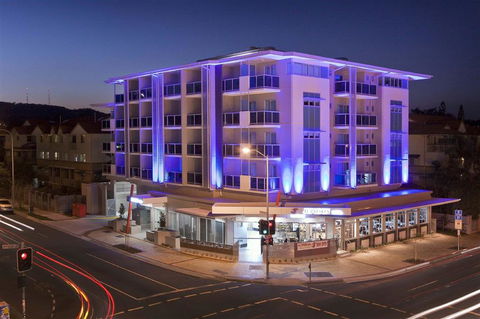 Jephson Hotel - Accommodation Sunshine Coast 0