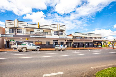 Atherton Hotel - Accommodation Sunshine Coast 0