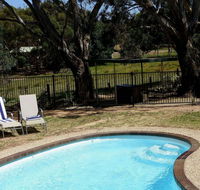 Golden Heritage Motor Inn  Cottages - Accommodation Sunshine Coast