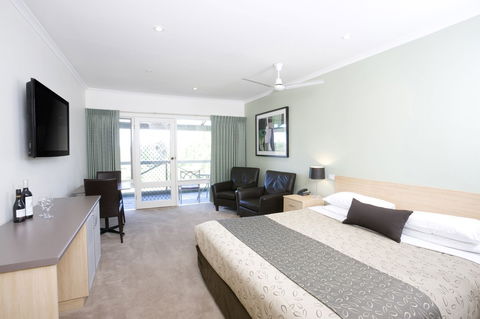Golden Heritage Motor Inn & Cottages - Accommodation Sunshine Coast 3