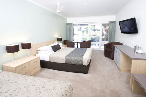 Golden Heritage Motor Inn & Cottages - Accommodation Sunshine Coast 5
