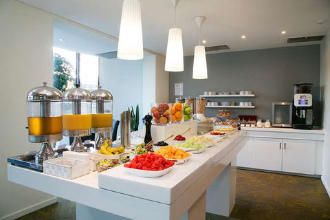 Best Western Plus Apollo International - Accommodation Sunshine Coast 13