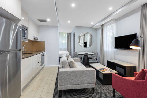 Meriton Suites North Ryde - Accommodation Sunshine Coast 4