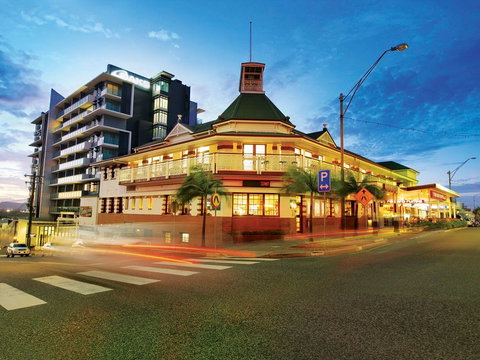Oaks Grand Gladstone - Accommodation Sunshine Coast 0