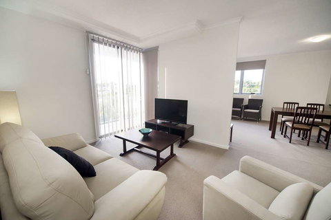 Curtis Central Apartments - Accommodation Sunshine Coast 6