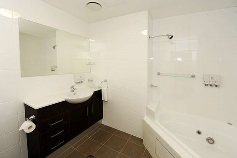 Gladstone City Central - Accommodation Sunshine Coast 1