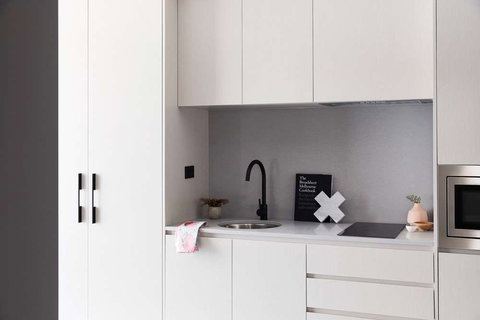 The Chen - Art Series - Accommodation Sunshine Coast 15