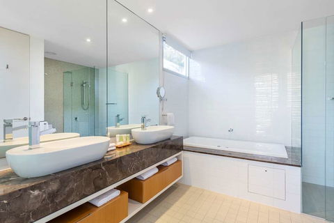 RACV Noosa Resort - Accommodation Sunshine Coast 2