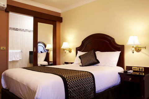 Albury Georgian - Accommodation Sunshine Coast 2