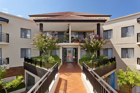 Astra Apartments The Griffin - Accommodation Sunshine Coast 2