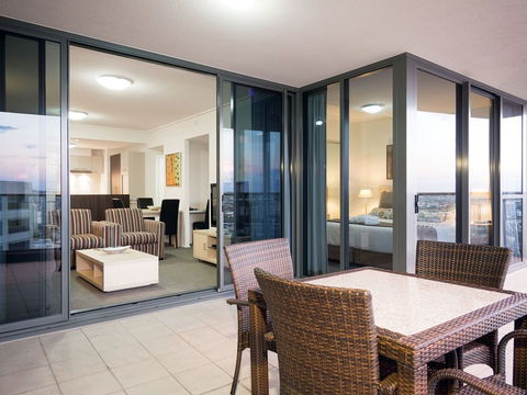 Oaks Aurora - Accommodation Sunshine Coast 2