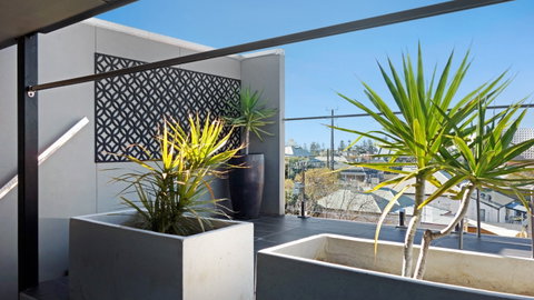 Semaphore Splash Apartments - Accommodation Sunshine Coast 0
