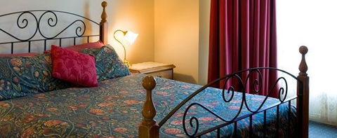 John Pirie Motor Inn - Accommodation Sunshine Coast 0