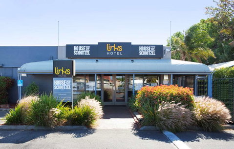 Links Hotel - Accommodation Sunshine Coast 1