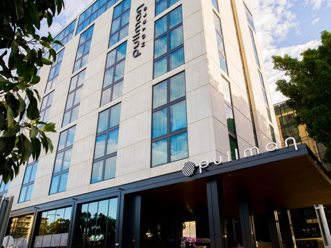 Pullman Sydney Airport Hotel - Accommodation Sunshine Coast 0